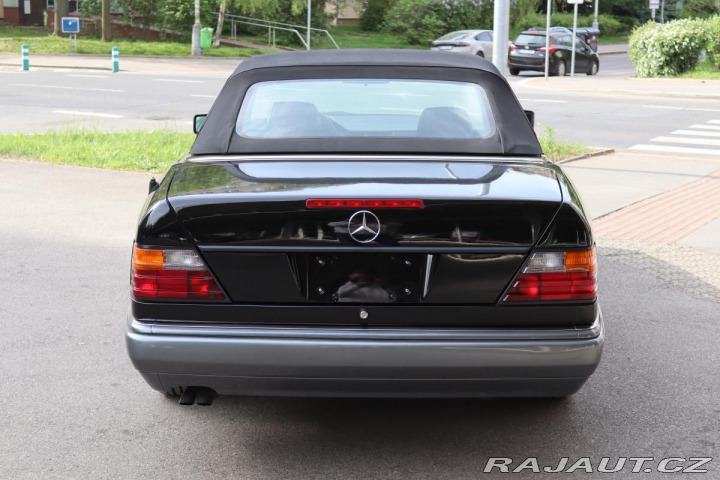 Mercedes-Benz 124 E320 CABRIO 162kW 1994