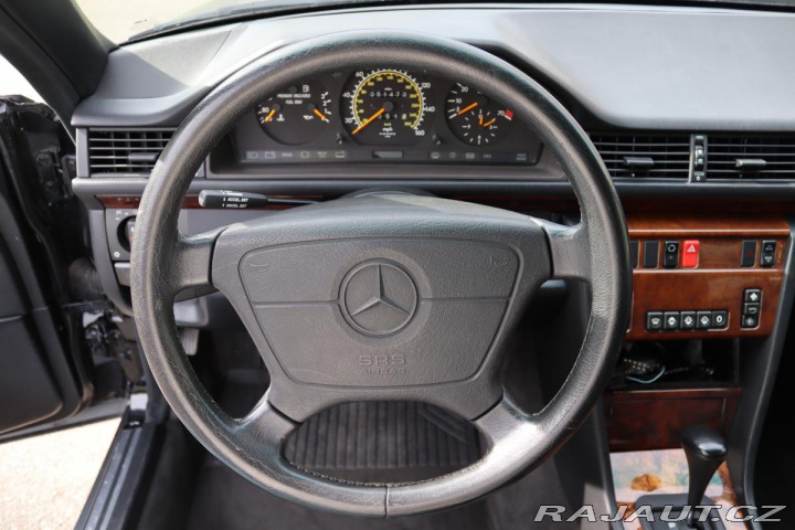 Mercedes-Benz 124 E320 CABRIO 162kW 1994