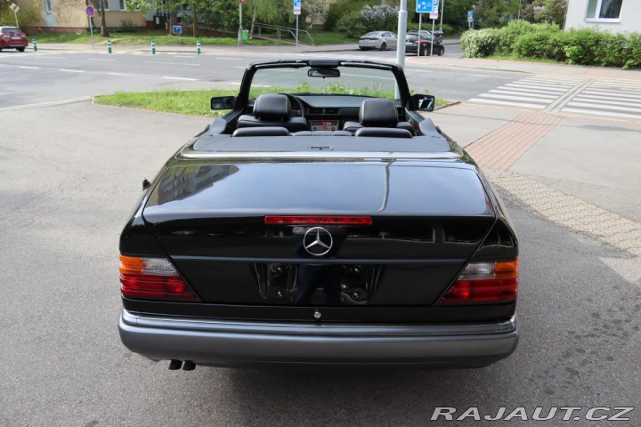 Mercedes-Benz 124 E320 CABRIO 162kW 1994