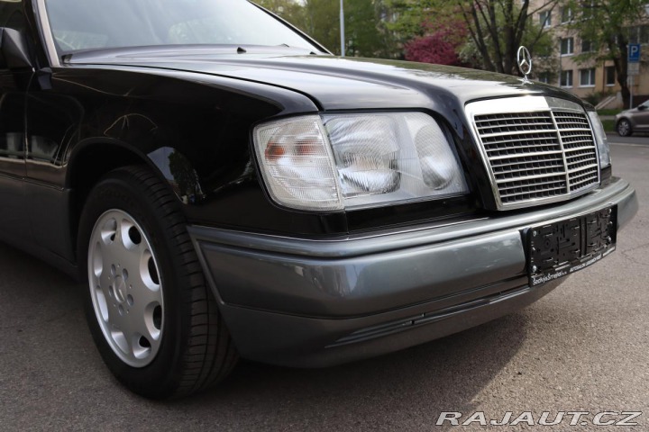 Mercedes-Benz 124 E320 CABRIO 162kW 1994