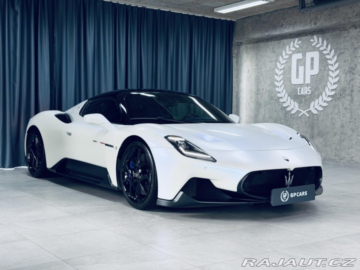 Maserati MC20 NOVITEC Bianco REZERVACE 2021