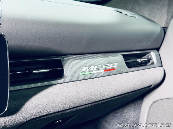 Maserati MC20 NOVITEC Bianco Audace Lif 2021