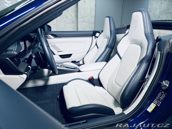 Porsche 911 992.2*CABRIO*CHRONO*ZÁRUK 2025
