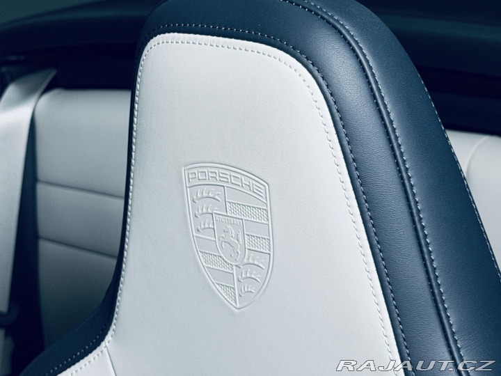 Porsche 911 992.2*CABRIO*CHRONO*ZÁRUK 2025