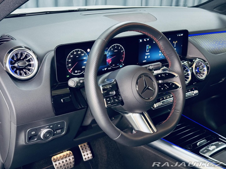 Mercedes-Benz GLA 220*AMG*4M*PREMIUM*PANO 2024
