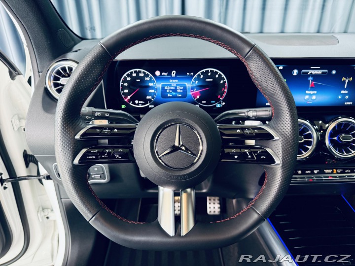 Mercedes-Benz GLA 220*AMG*4M*PREMIUM*PANO 2024