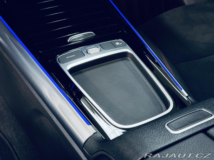 Mercedes-Benz GLA 220*AMG*4M*PREMIUM*PANO 2024