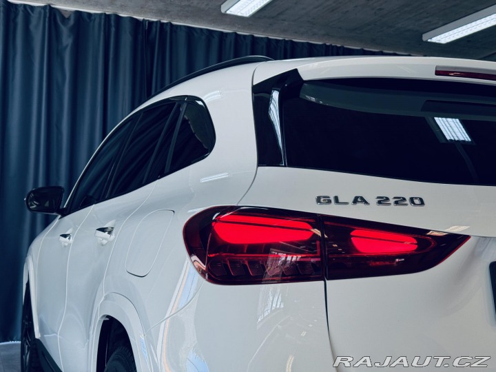 Mercedes-Benz GLA 220*AMG*4M*PREMIUM*PANO 2024
