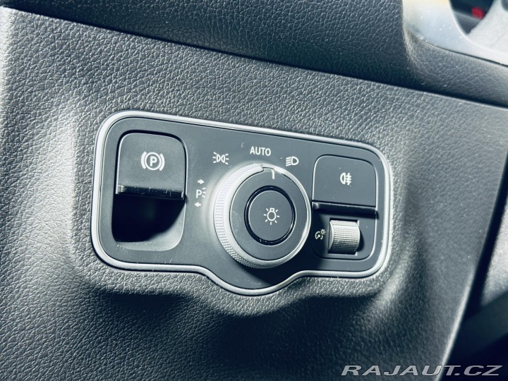 Mercedes-Benz GLB 200d*4M*AMG*OFF.ROAD*7MÍS 2024