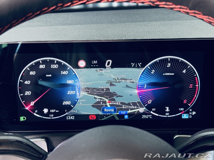 Mercedes-Benz GLB 200d*4M*AMG*OFF.ROAD*7MÍS 2024