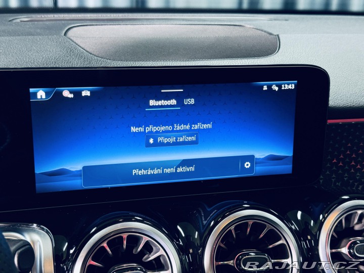 Mercedes-Benz GLB 200d*4M*AMG*OFF.ROAD*7MÍS 2024