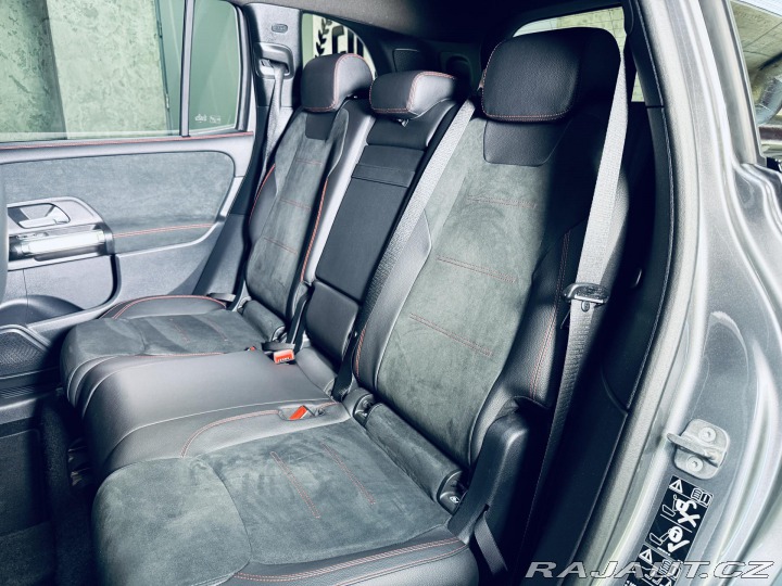 Mercedes-Benz GLB 200d*4M*AMG*OFF.ROAD*7MÍS 2024