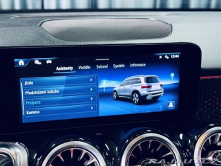 Mercedes-Benz GLB 200d*4M*AMG*OFF.ROAD*7MÍS 2024