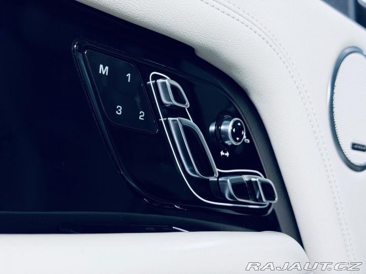 Land Rover Range Rover 4.4*V8*SD*VOGUE*TOP*CZ 2019