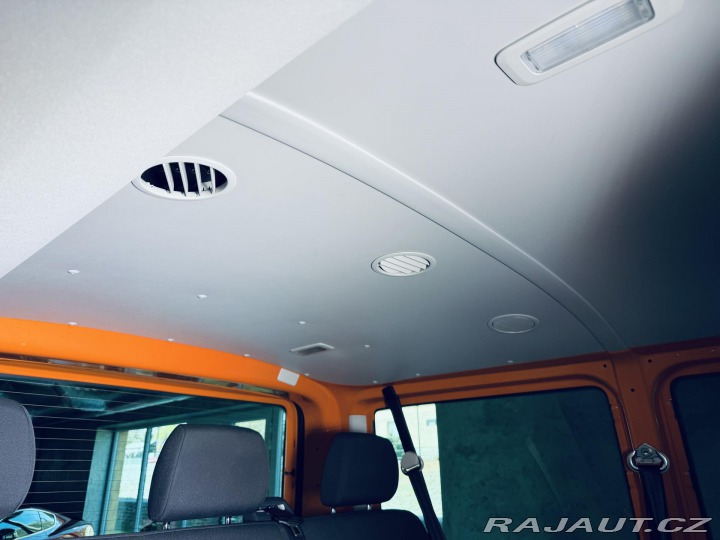 Volkswagen Transporter 2023