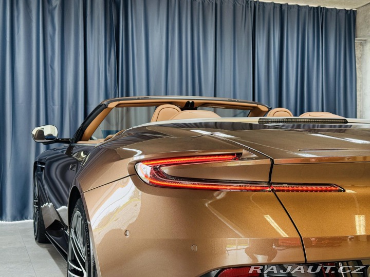 Aston Martin DB12 *VOLANTE*B&W*CABRIO*Z 2023