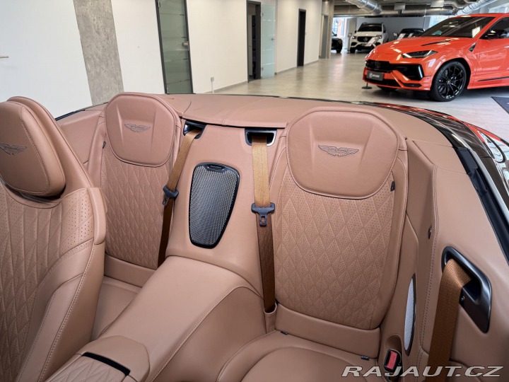 Aston Martin DB12 *VOLANTE*B&W*CABRIO*Z 2023