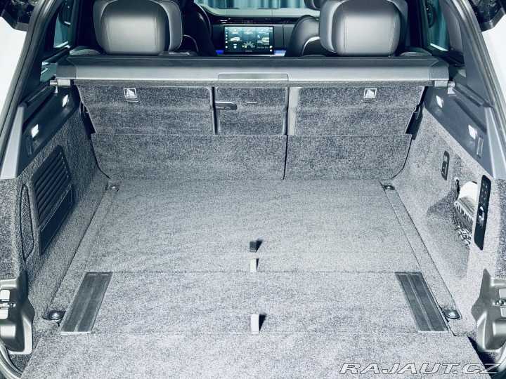 Land Rover Range Rover SV*P530*OSTUNI.PEARL*ZÁRU 2023