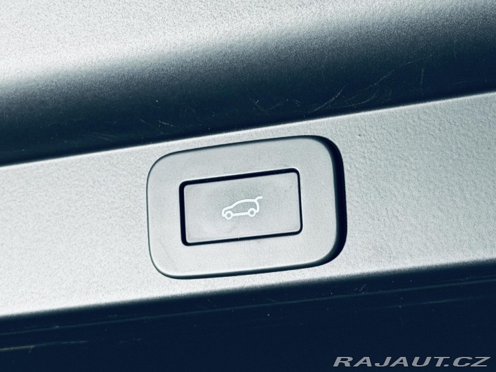 Land Rover Range Rover SV*P530*OSTUNI.PEARL*ZÁRU 2023