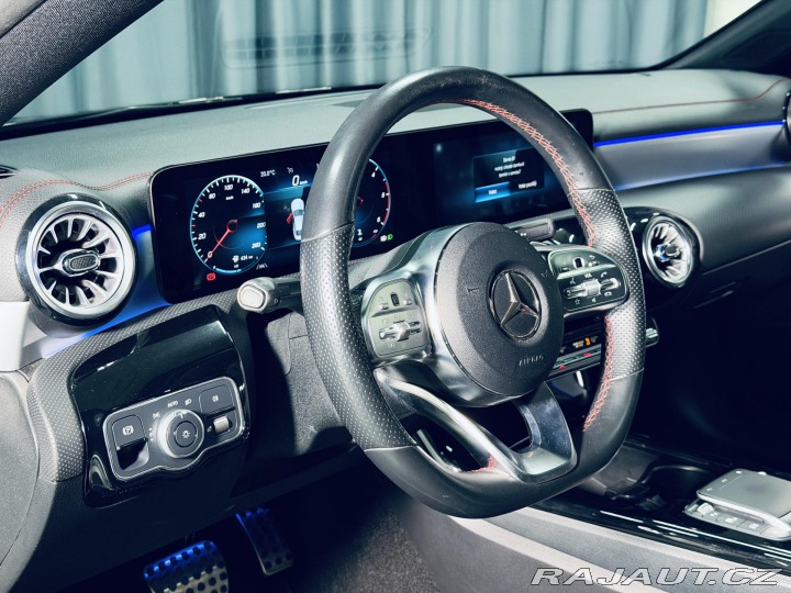 Mercedes-Benz CLA 200d*ZÁRUKA*PANO*KEYLESS* 2022