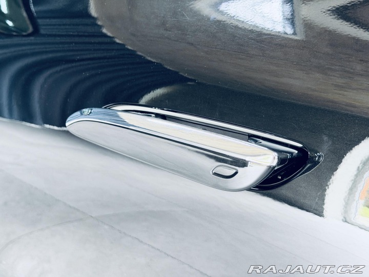 Mercedes-Benz SL 63*4M+*DYNAMIC-REZERVACE* 2022