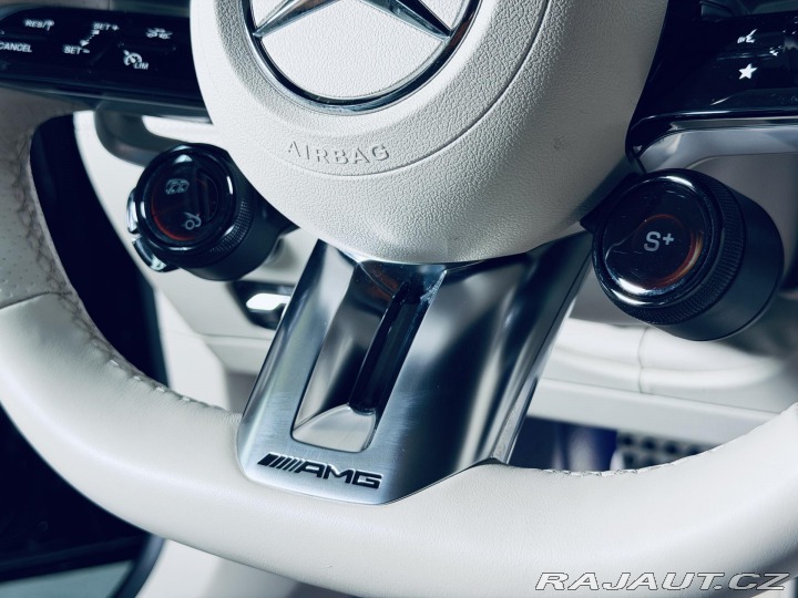 Mercedes-Benz SL 63*4M+*DYNAMIC-REZERVACE* 2022