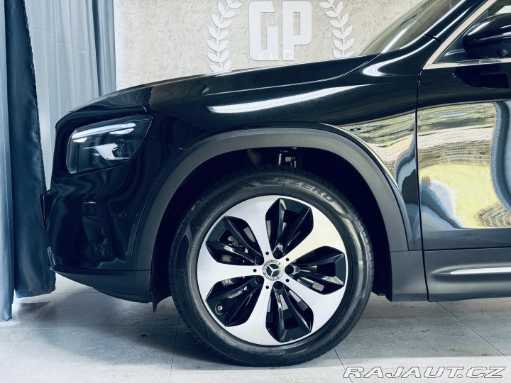 Mercedes-Benz GLB 200d*4M*PANO*ZÁRUKA*360 2024