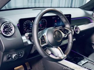 Mercedes-Benz GLB 200d*4M*PANO*ZÁRUKA*360 2024