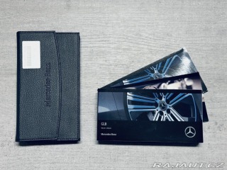 Mercedes-Benz GLB 200d*4M*PANO*ZÁRUKA*360 2024