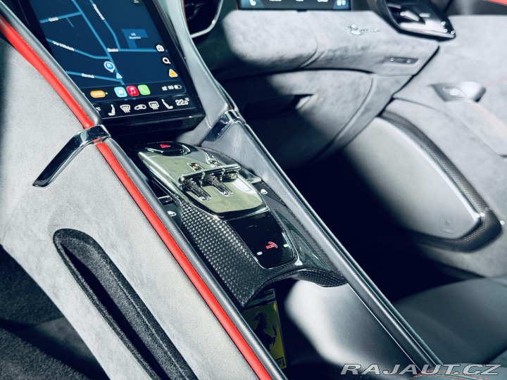 Ferrari Roma CARBON FULL NOVITEC ZÁRUK 2021