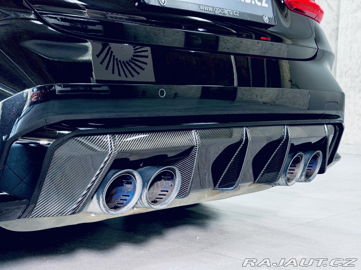 BMW M3 CS BLACK ON BLACK ZÁRUKA 2023