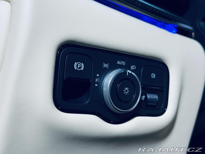 Mercedes-Benz V 300d*MAYBACH* 2025