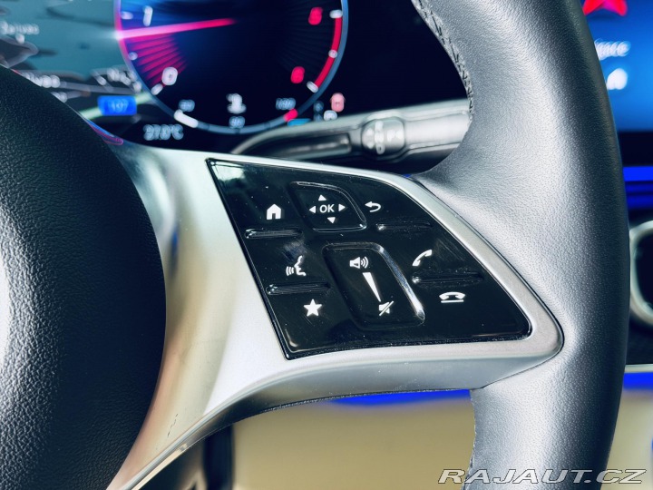 Mercedes-Benz V 300d*MAYBACH* 2025