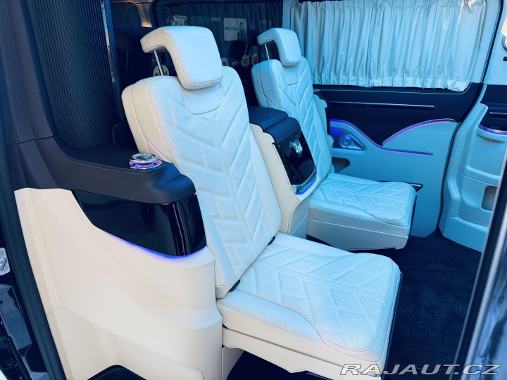 Mercedes-Benz V 300d*MAYBACH* 2025