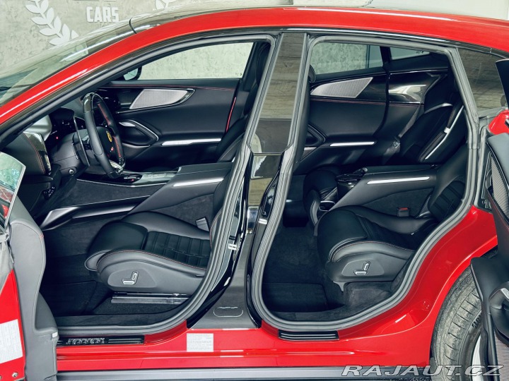 Ferrari Purosangue Carbon Ext.+Int. Rosso Ma 2025