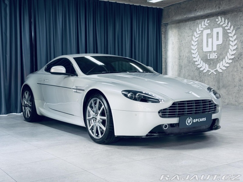 Aston Martin V8 Vantage 4.7L V8