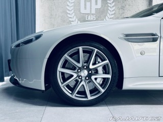 Aston Martin V8 Vantage 4.7L V8 2013