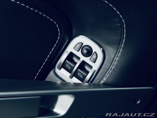 Aston Martin V8 Vantage 4.7L V8 2013