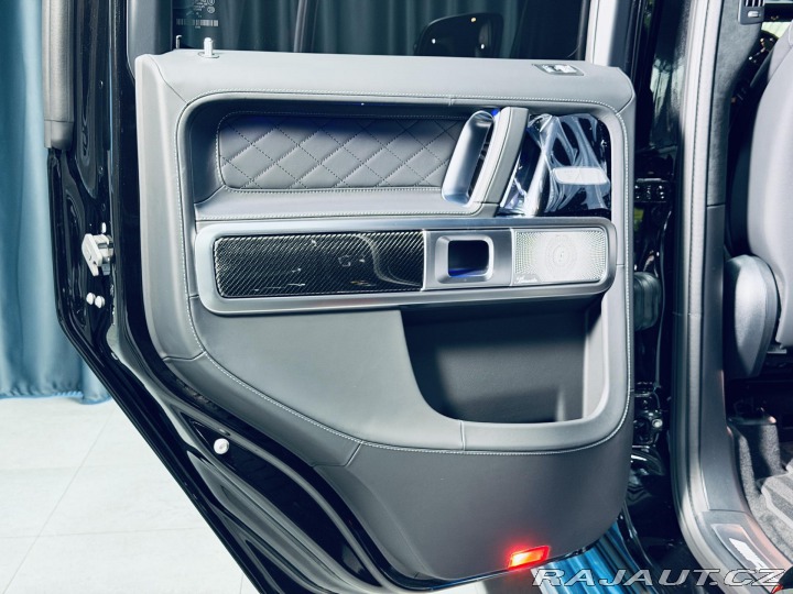 Mercedes-Benz G G63*A22*CARBON.INT+EXT 2026