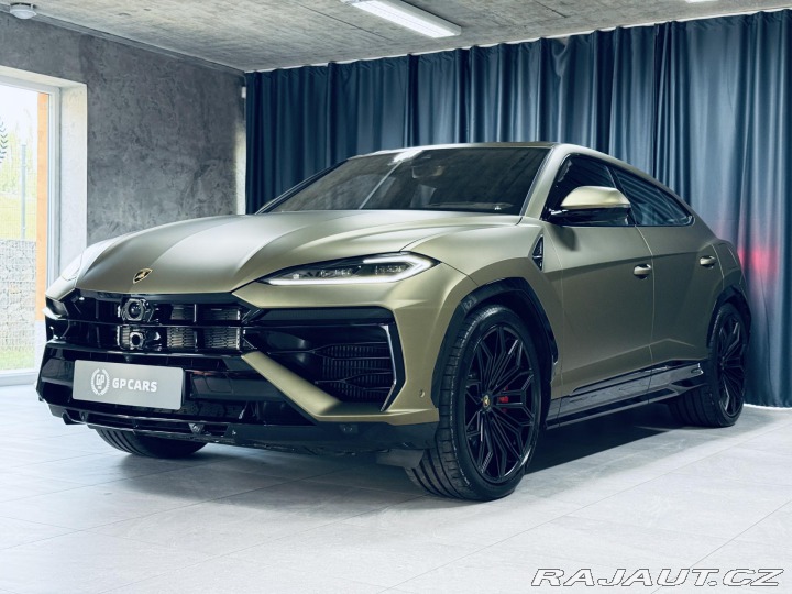 Lamborghini Urus SE*NOVÉ*MAT*AKRAPOVIC* 2025