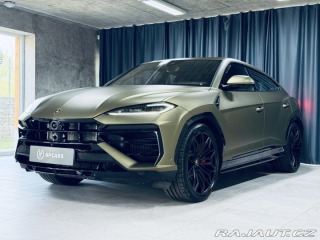Lamborghini Urus SE*NOVÉ*MAT*AKRAPOVIC* 2025