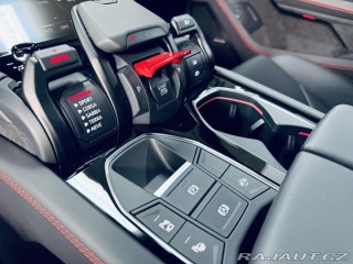 Lamborghini Urus SE*NOVÉ*MAT*AKRAPOVIC* 2025