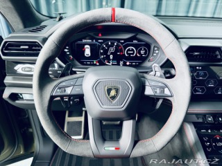 Lamborghini Urus SE*NOVÉ*MAT*AKRAPOVIC* 2025