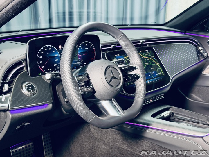 Mercedes-Benz E 4M*NEZ.TOP*NAPPA*ZÁR*AIR* 2024