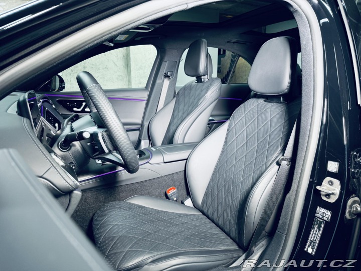 Mercedes-Benz E 4M*NEZ.TOP*NAPPA*ZÁR*AIR* 2024