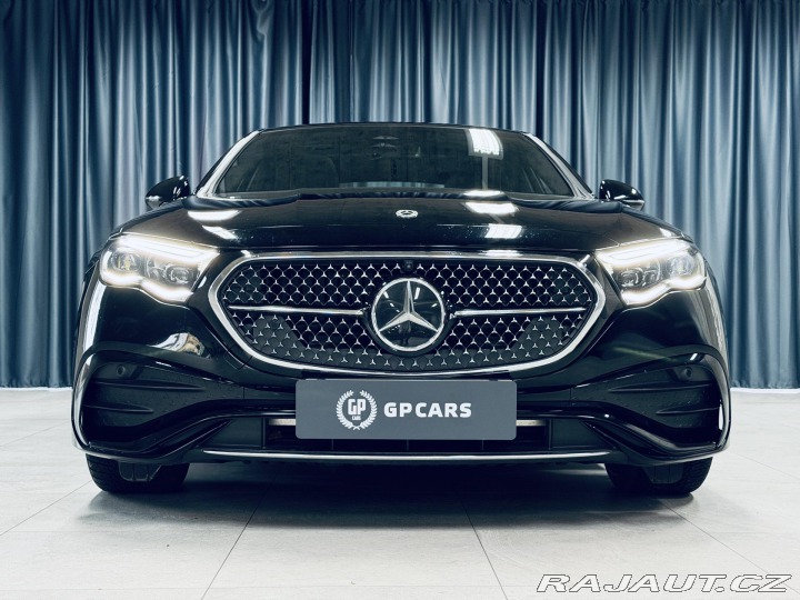 Mercedes-Benz E 4M*NEZ.TOP*NAPPA*ZÁR*AIR* 2024