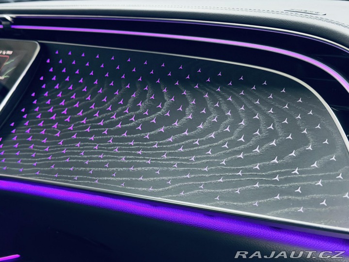 Mercedes-Benz E 4M*NEZ.TOP*NAPPA*ZÁR*AIR* 2024