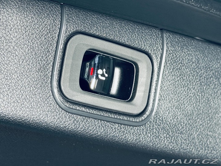 Mercedes-Benz E 4M*NEZ.TOP*NAPPA*ZÁR*AIR* 2024