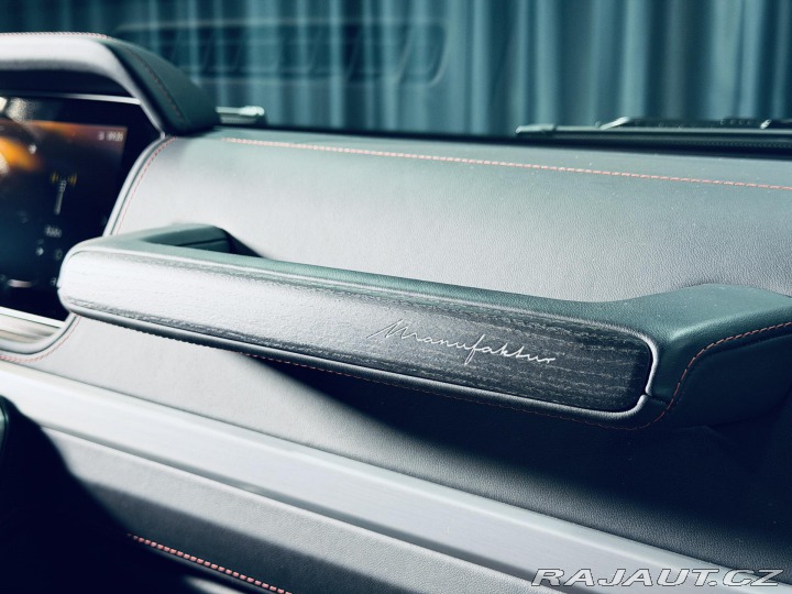 Mercedes-Benz G G 450d AMG SUPERIOR NEZ.T 2024