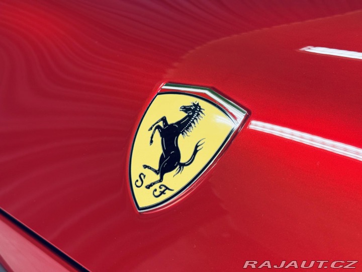 Ferrari Ostatní modely 12Cilindri*SPIDER*Rosso M 2025